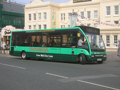 DSCN0851 Norfolk Green Y58 HBT (on hire to Western Greyhound)