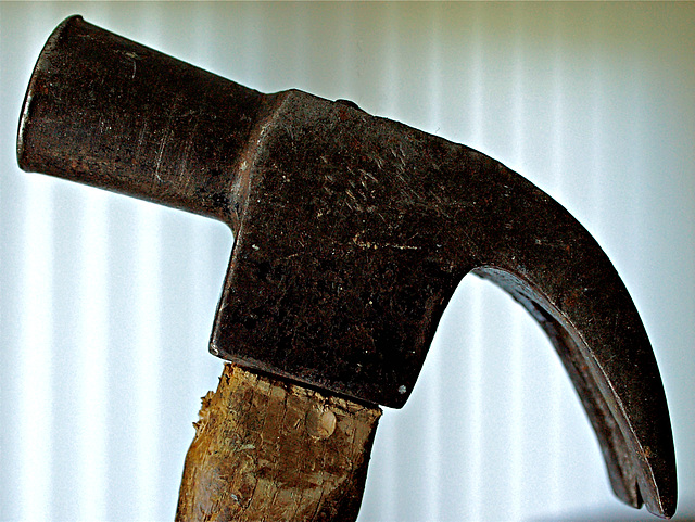 Claw Hammer