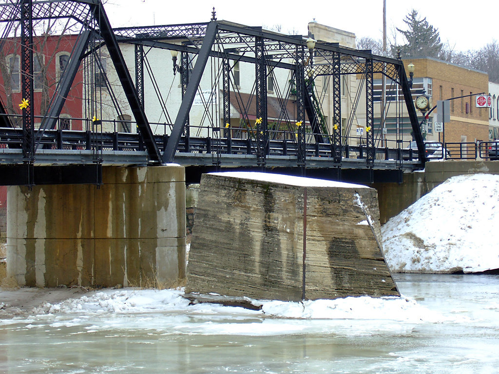 Grand River Crossing