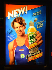 Gymnast Epke Zonderland advertising a hydrating drink without sugar