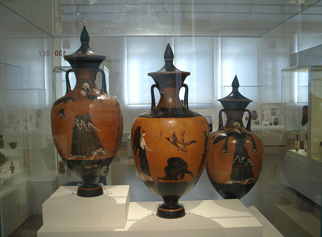 pottery, National Archeological Museum, Athens