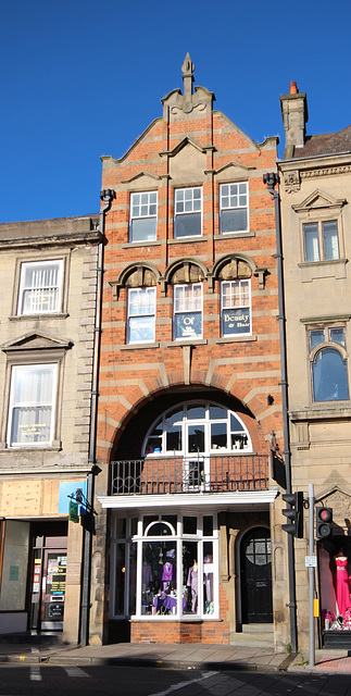 Royal House, No.118 Bridge Street, Worksop, Nottinghamshire