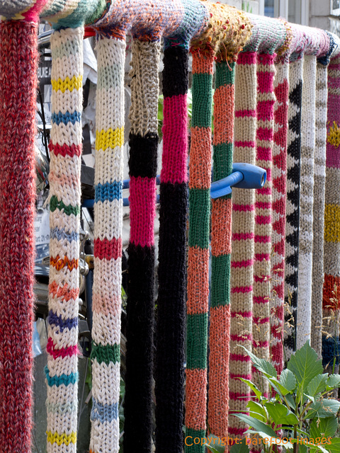 guerrilla knitting auf st. pauli