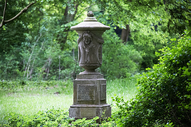 20140504 2674VRTw [D~HVL] Park, Schloss Nennhausen, Nennhausen