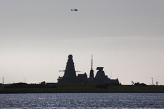 HMS Duncan arrival