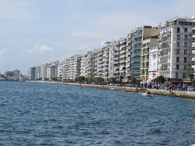 Front de mer à Thessalonique, 4