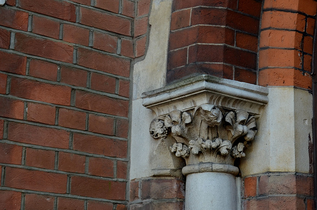 Column detail