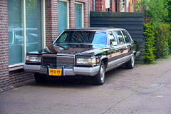 1991 Cadillac Fleetwood Brougham Limousine