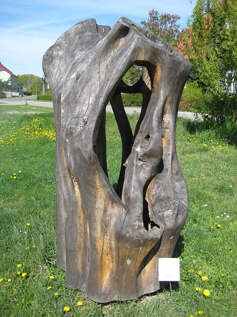 Fresdorf - Skulptur "Einsichten"