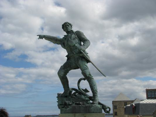 Statue de Surcouf à Saint Malo