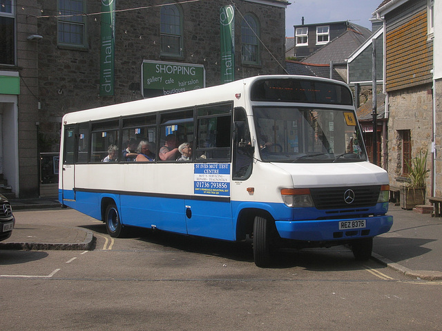 DSCN0894 St. Ives Coach Company REZ 8735