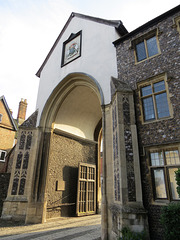 norwich cathedral erpingham gate