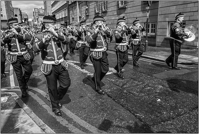 Plus un cht'i coup de cymbales