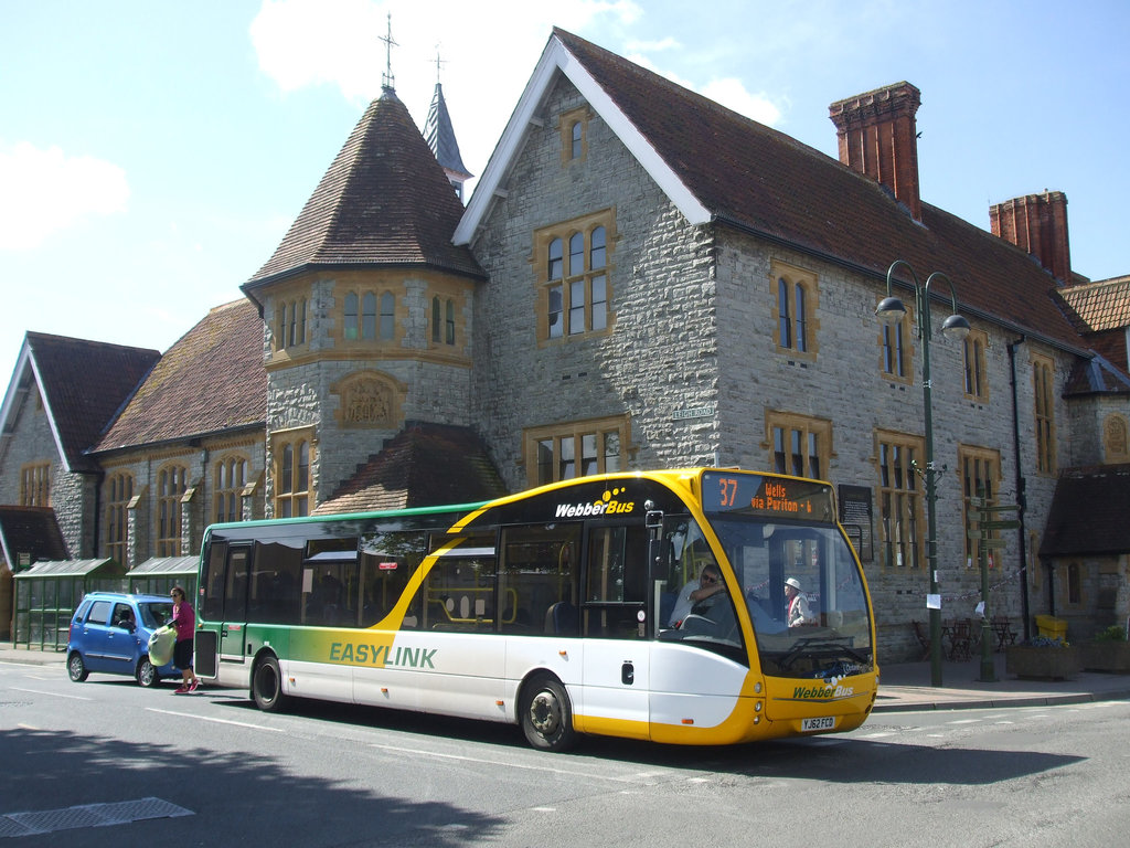 WebberBus YJ62 FCD in Street - 14 May 2014 (DSCF5086)