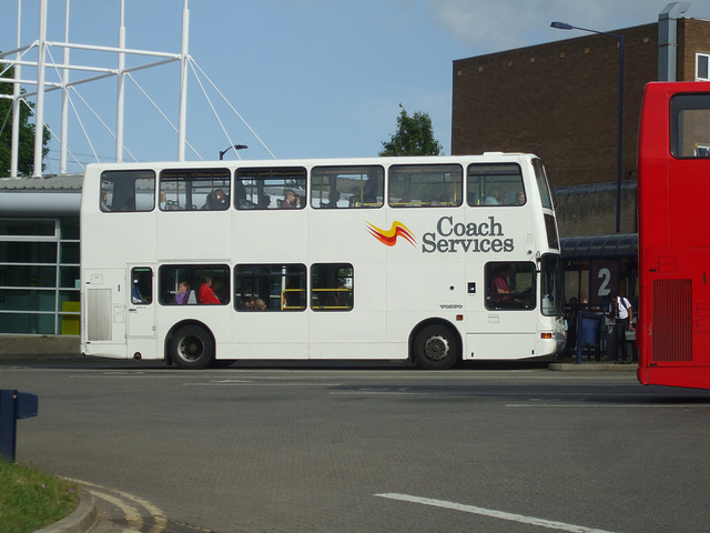 Coach Services of Thetford X509 EGK in Bury St. Edmunds - 23 May 2014 (DSCF5143)