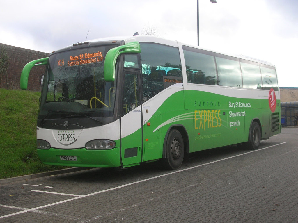 DSCN9144 Stephensons of Essex OW03 LFL (L1 OXF) in Bury St. Edmunds - 3 Nov 2012