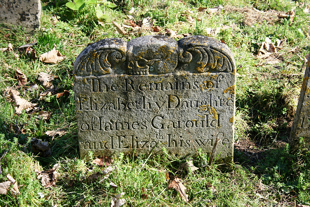 Memorial to Elizabeth Garould, Spexhall Churchyard, Suffolk