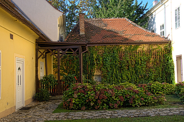 Zagreb Old Town - courtyard