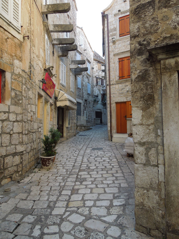 backstreet, Hvar Town