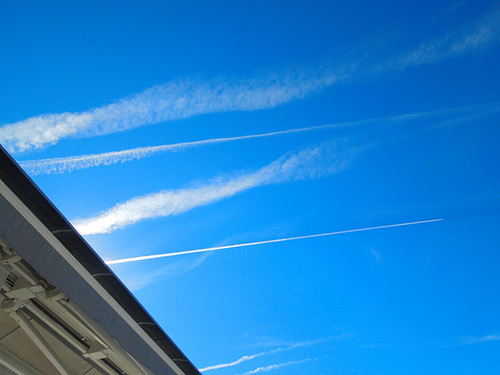 contrails