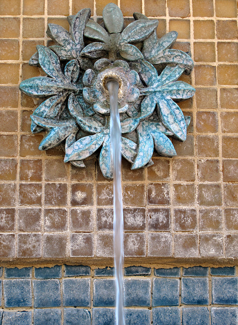 Fountain on El Paseo (0182)