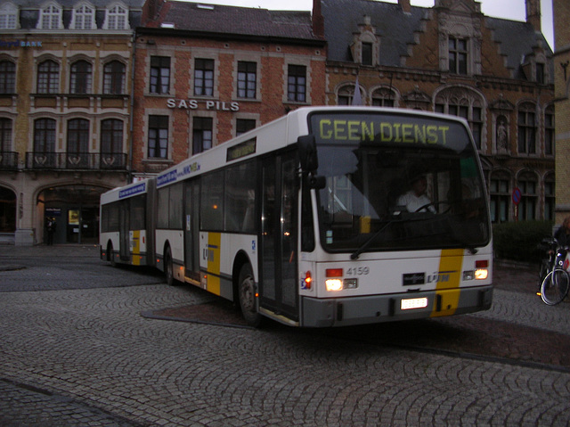 DSCN0994 De Lijn 4159 (786.P.8) in Ieper - 3 Sep 2007 DSCN0994 De Lijn 4159 (786.P.8) in Ieper - 3 Sep 2007