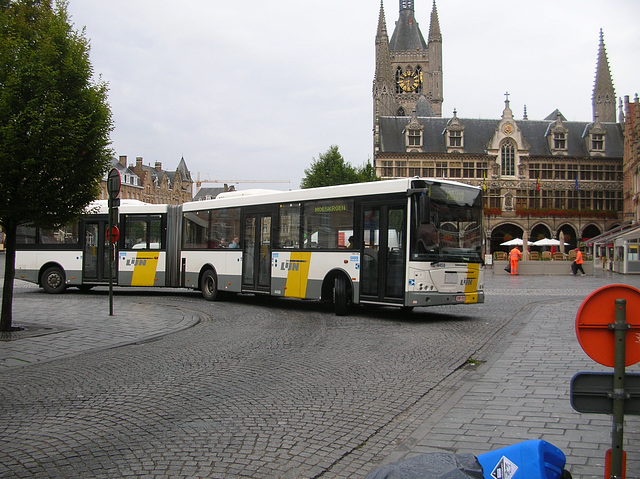 DSCN1013 De Lijn 4458 (RMP 099) in Ieper - 3 Sep 2007