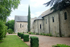 Réfectoire et hôtelier du Prieuré de St-Cosme (XIIe s.)