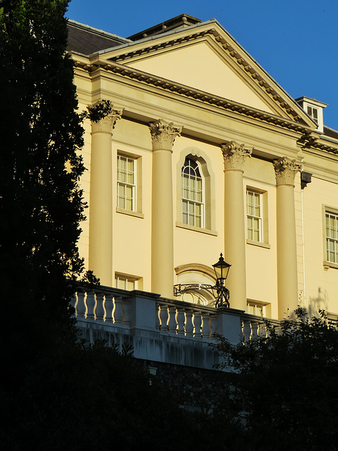 canal side villas, regent's park, london