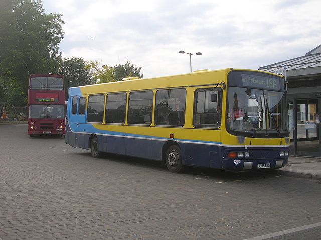 DSCN5863 Former Dublin Bus 00D 70027, now X979 XNO, on loan to Stephensons of Essex in Mildenhall - 15 Jun 2011