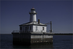 14 Foot Shoal Light