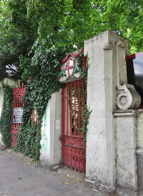 st.clement's hospital, bow road, london