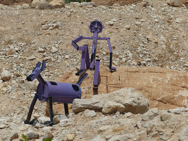 Sculpture at Ahava - 20 May 2014