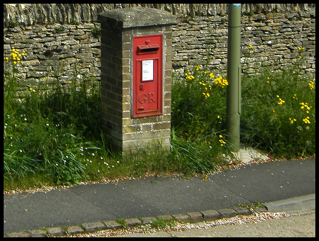 Manor Road post box