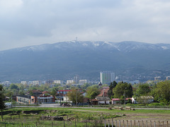 Mont Vodno vu depuis le théâtre de Scupi.