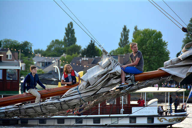 Dordt in Stoom 2014 – Vlootschouw – Young sailors on board of the Neerlandia