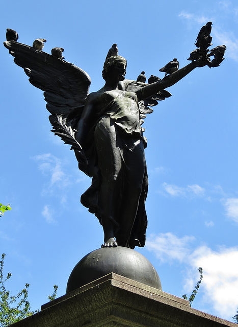 finsbury war memorial, london