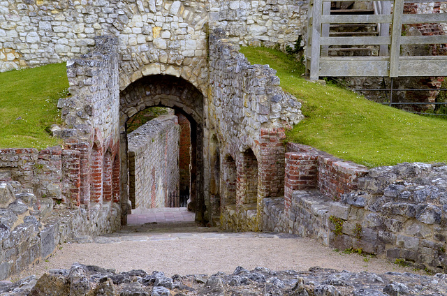 Farnham Castle Keep inside of entrance gateway