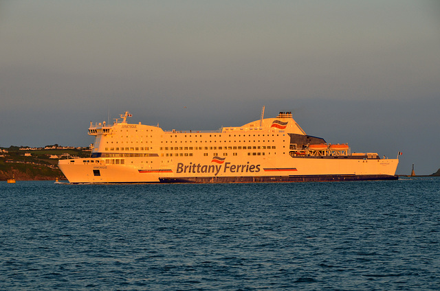 ARMORIQUE entering Plymouth Sound