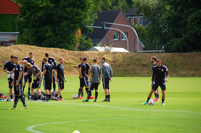 Trainingsauftakt 18.06.2014