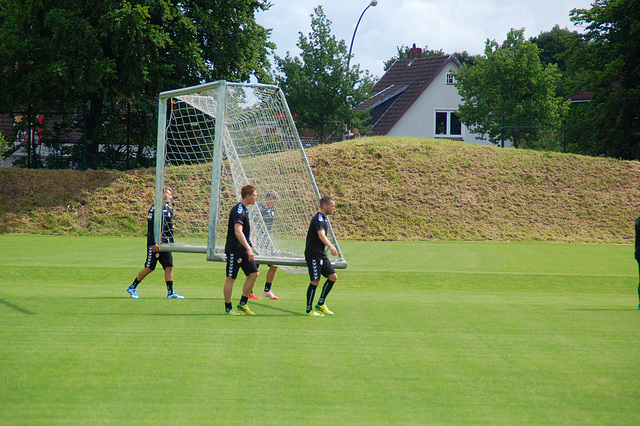 Trainingsauftakt 18.06.2014