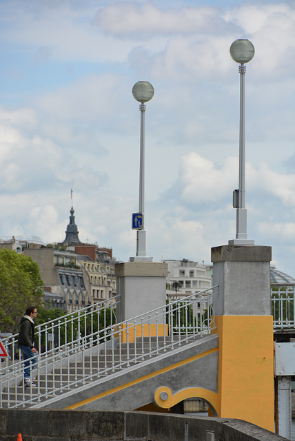 amorce de passerelle sur la Seine