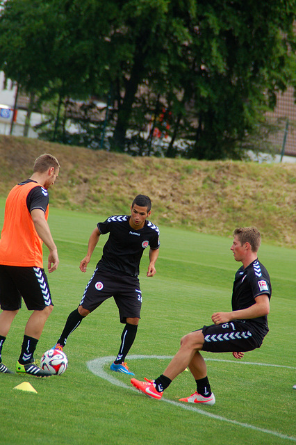 Trainingsauftakt 18.06.2014