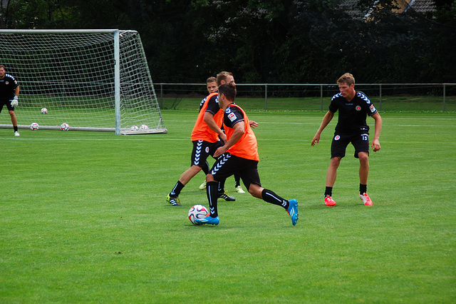 Trainingsauftakt 18.06.2014