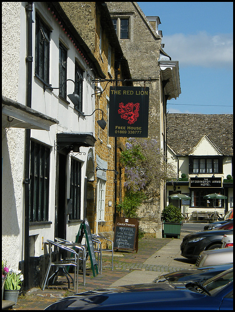 The Red Lion at Deddington