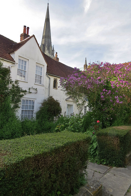 chichester cathedral , vicars' close