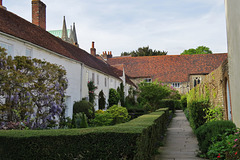 chichester cathedral , vicars' close