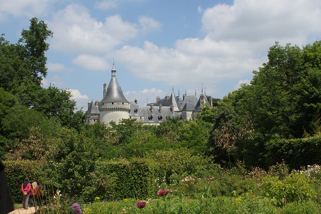 Le Château vu des jardins