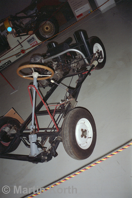 Rosso Bianco Isetta F1 B03 c