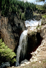 14-waterfall_adj